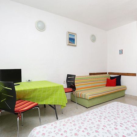 Apartments By The Sea Marusici, Omis - 1024 Mimice Room photo